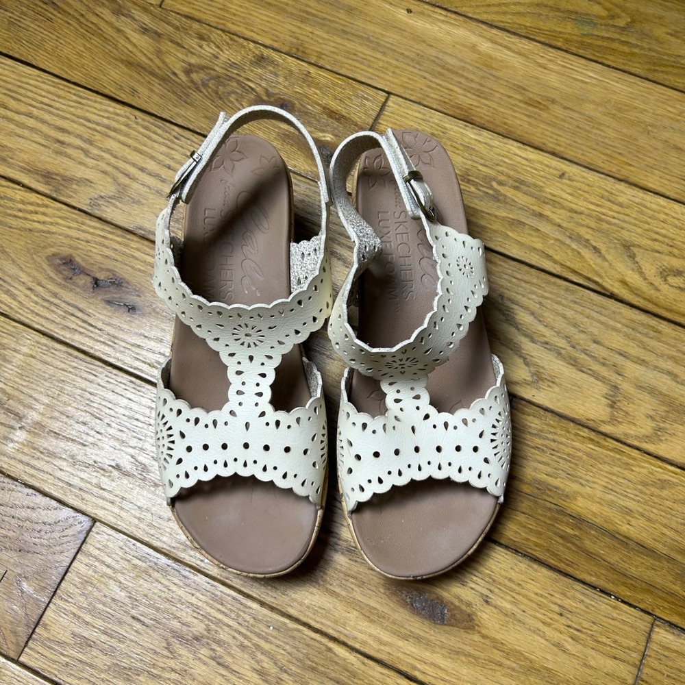 Skechers Cali Luxe Foam Wedge Sandals Cream Laser Cut Eyelet‎ Cork Heel